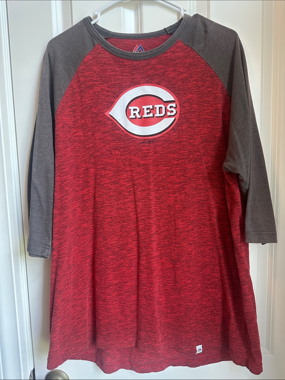 Majestic Cincinnati Reds Red Raglan Sleeve Shirt with Gray Sleeves
